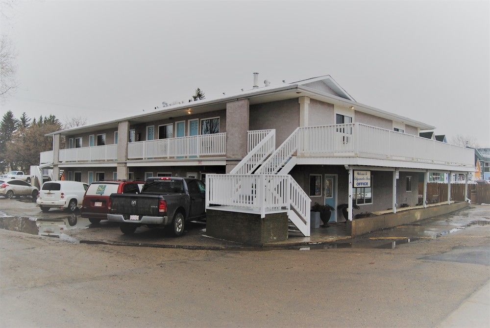 Edgewater Inn